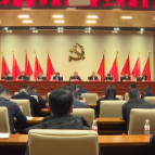 【全力推动“三个走在前”·对外开放突破年】我市召开招商引资工作动员大会，王利波讲话，蒋长富主持，贺小玲、廖胜云出席