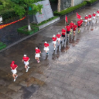 【新时代文明实践在醴陵】5:20冒雨开跑！醴陵跑者用脚步向城市送出最浪漫的520告白