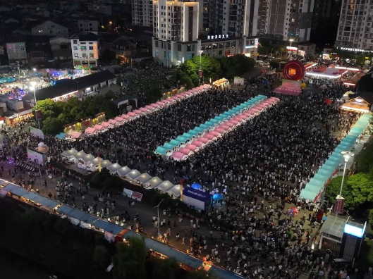 【全力推动“三个走在前”•对外开放突破年】156.36万人次！65.15万辆外地车！五一“双顶流”合体 醴陵县域经济乘风而起
