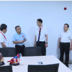 向青松开展第九个中国医师节走访慰问活动