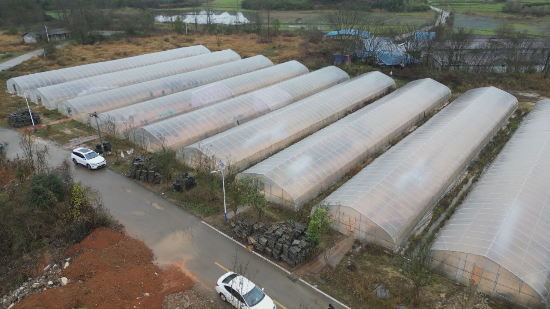 护航春耕-1.jpg 护航春耕-1.jpg