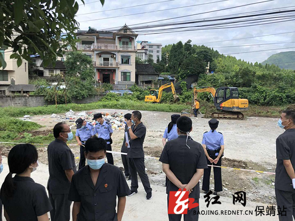 图为执行现场二.jpg