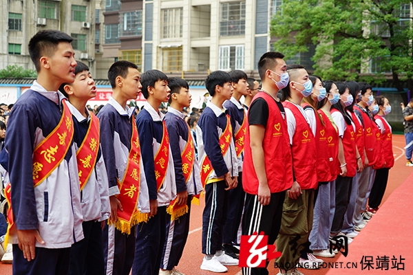 保靖雅丽中学校园欺凌图片