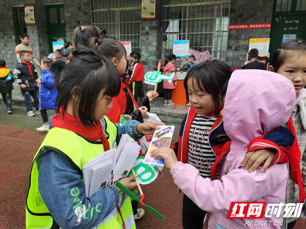 图片 8水.jpg