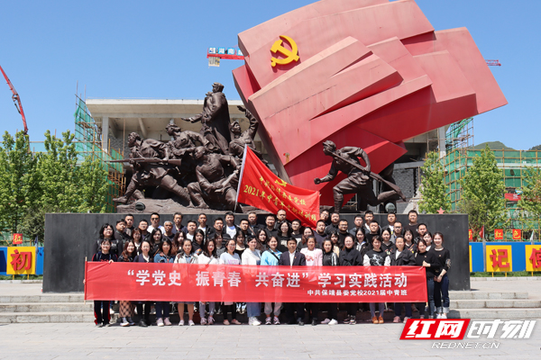 合影1.jpg