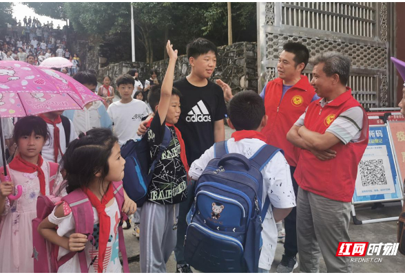 喜迎二十大·全域文明创建保靖在行动 | 保靖县比耳镇:多方联动抓细抓实未成年人保护工作