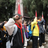 保靖县清水坪学校:清明扫墓 缅怀先烈