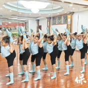 青春沃土·筑梦保靖|何微:以舞育梦,点亮山乡