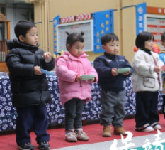 保靖县幼儿园:萌娃赛技能 自理我能行