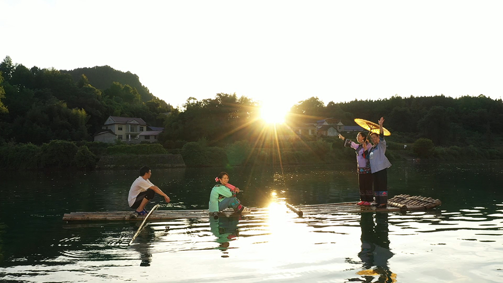 图片2.jpg 图片2.jpg