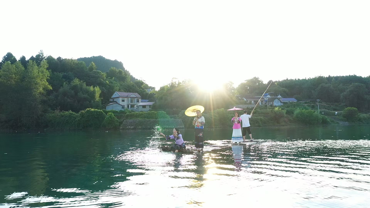 图片2.jpg 图片2.jpg