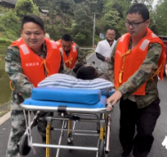 保靖县清水坪镇:战汛情、抗地灾,应急演练筑防线