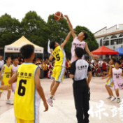 保靖县岳阳学校:篮球联赛进校园