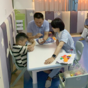 省残联专家下沉保靖 精准赋能点亮康复希望——保靖县人民医院儿童康复中心迎来省级专业帮扶