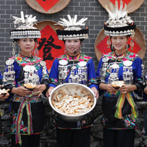 保靖丰收节启幕:“村厨”豆腐宴打响头阵 链动产业绘振兴图景