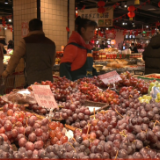 我县积极应对低温雨雪天气 保障春节物资供应充足