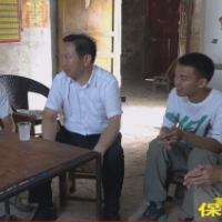 周建武到长潭河乡看望高考优秀学子