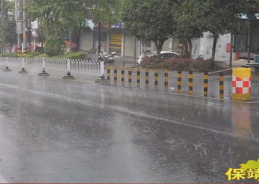 抢抓时机人工降雨 缓解高温与旱情