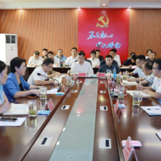 大力推广甘溪村“一核五共”模式争创“湖湘千万工程”保靖样板