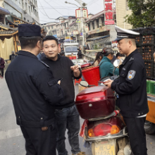 保靖县复兴镇：开展交通安全劝导行动 筑牢乡村道路安全防线