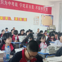 保靖县芙蓉学校:“多彩思政”培根育人 “青蓝工程”助力成长