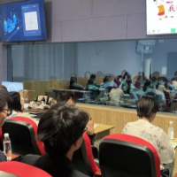 实习教师“亮相”课堂 共筑教育成长之路