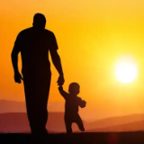 父爱的印记——从年味、背脚到喂猪的岁月