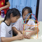 青星筑梦暖童心,七彩假期保靖行——保靖县携手青岛科技大学“青星筑梦,致远力行”志愿服务队开展公益关爱活动