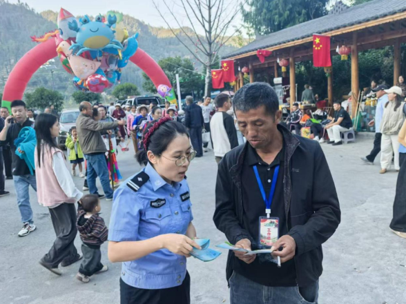 吕洞山镇：“茶BA”搭台聚苗乡人气  “体育+普法”模式奏响法治乐章