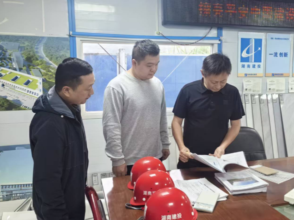 国庆我在岗｜保靖县卫健系统以坚守护平安 用初心守健康