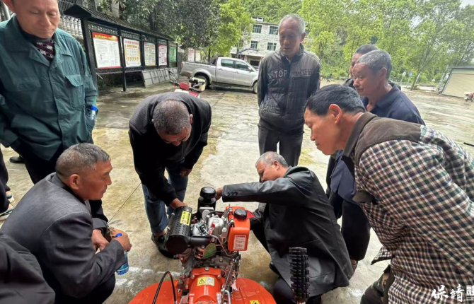 送技下乡助春耕 农机培训暖民心