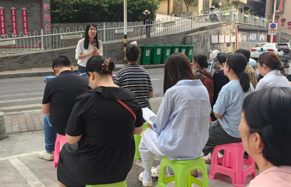 共建共治聚民心 文明新风进社区