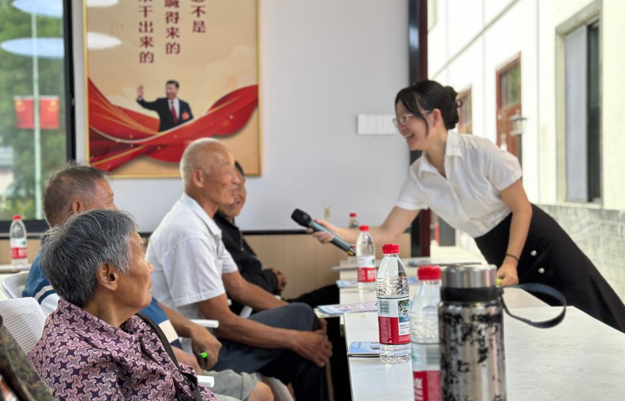 党群阵地聚民心 数智赋能享银铃  ——湘西开放大学银龄科普走进复兴镇甘溪村