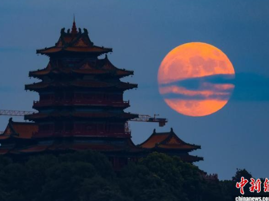 2026年中秋：十五的月亮十七圆