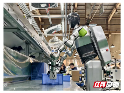 好评中国丨以“智”赋能，驱动“百年一遇”的产业腾飞