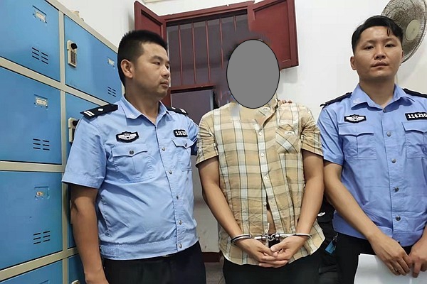 抓获犯罪团伙成员。.jpg