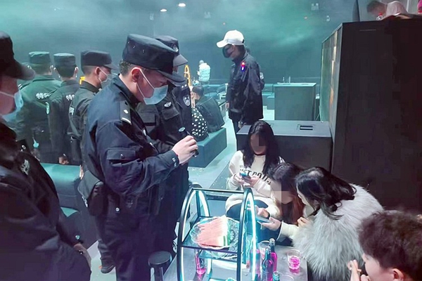 排查涉稳风险隐患。_副本.jpg