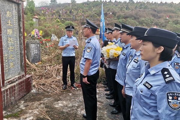 追憶烈士事跡,。_副本.jpg