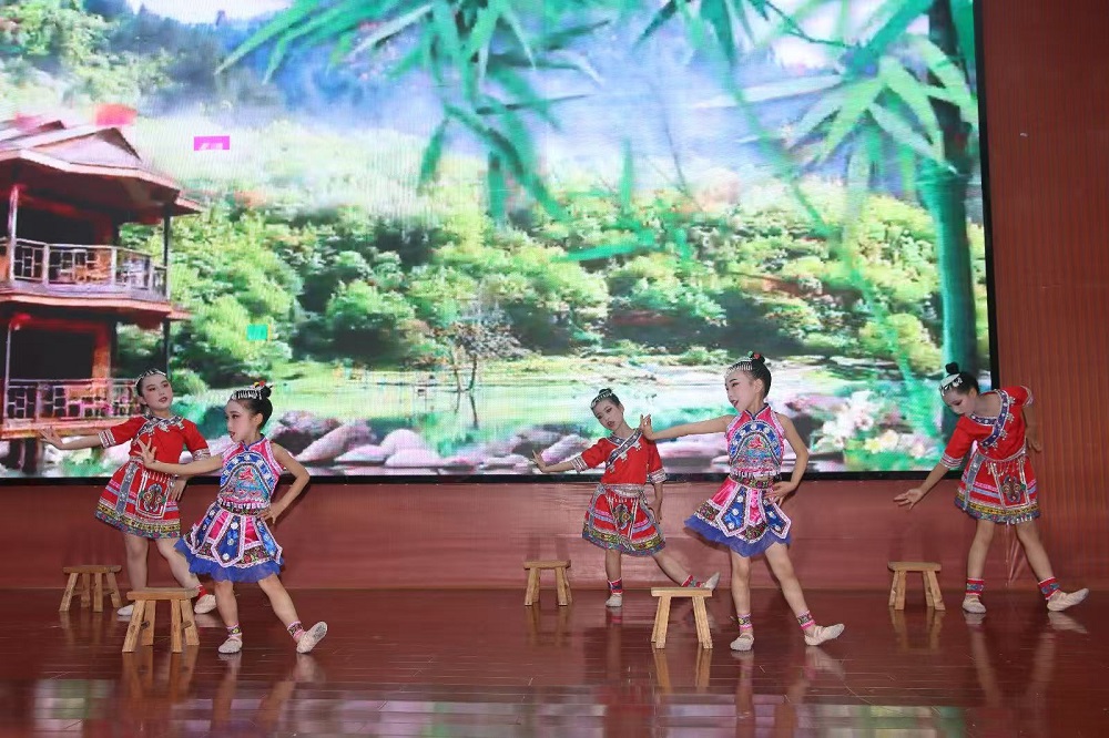 a9d5ee9bb9ff2b0115242ba87ac5245.jpg