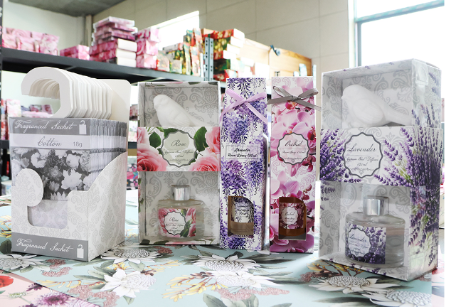 定制香氛为媒 小城制造香飘全球市场