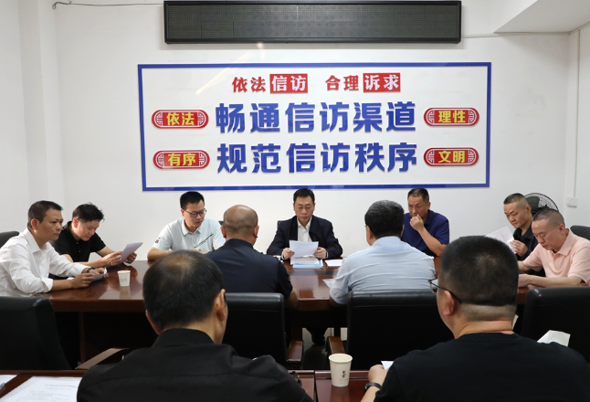 黄永英开展接访处访工作  用心用情解民忧 依法依规护民利