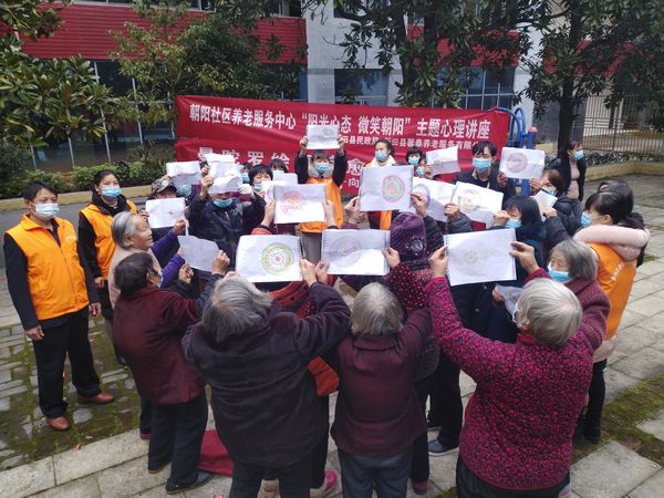 展示作品.jpg 展示作品.jpg