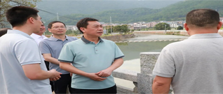 黄永英调研生态环境突出问题整改工作