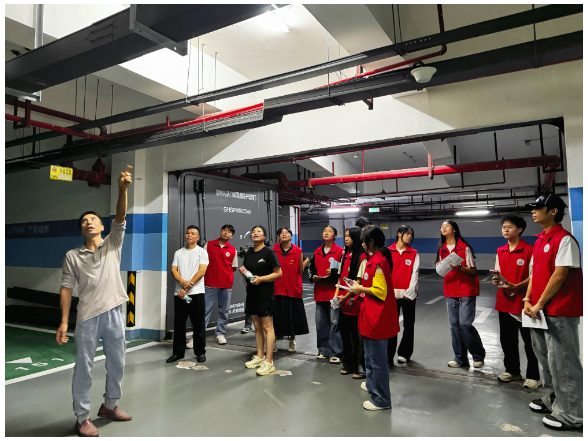 多方联动开展消防安全、“利剑护蕾”志愿巡查活动