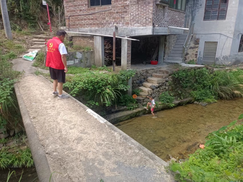 20fc53ad20f10969679da10edcf1755.jpg