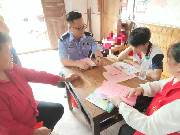 三塘源村：多形式开展禁毒宣传活动  织牢乡村防毒“安全网”