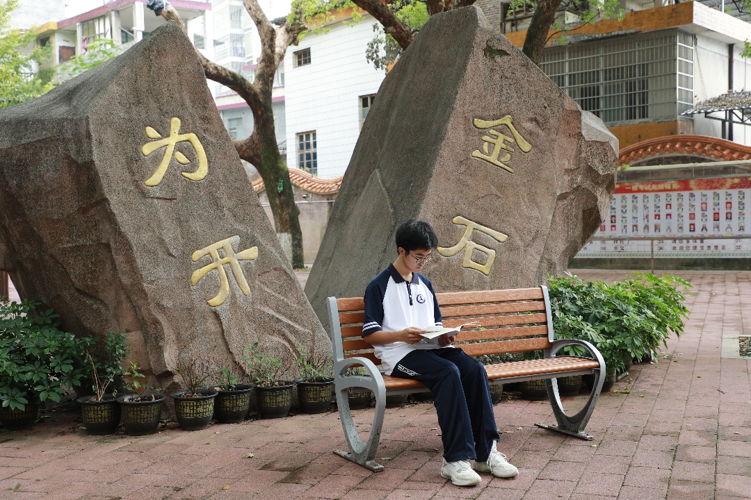 微信图片_20251015121515_63_64.jpg