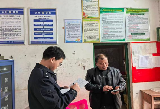 新田公安常态化开展校园安全隐患排查整治行动