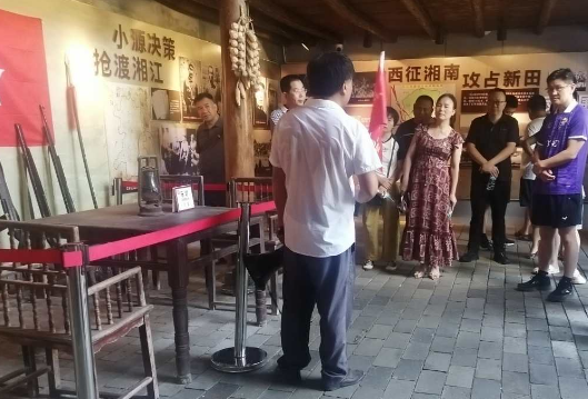 龙泉街道组织开展红色教育活动