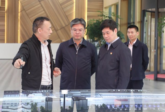 国家市场监督管理总局行政学院院长杨文彬一行来新调研